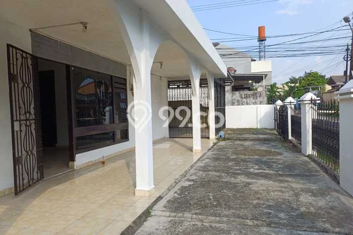 Lokasi terbaik! Rumah siap huni dikontrakkan di Ilir Barat I LB 100m2 Lokasi terbaik! Rumah siap huni dikontrakkan di Ilir Barat I LB 100m2