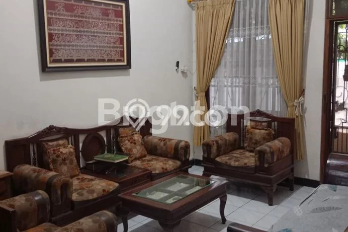 Rumah Luas Asri 3 KT Siap Pakai di Sambiroto Semarang Rumah Luas Asri 3 KT Siap Pakai di Sambiroto Semarang