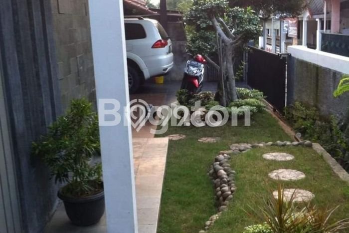 Rumah LT 198m2m² Newly Built di Lokasi Prestisius Ketileng, Semarang Rumah LT 198m2m² Newly Built di Lokasi Prestisius Ketileng, Semarang