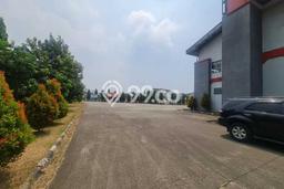 Gudang bagus disewakan di Jati Uwung Tangerang dengan LB 6052m2 harga sewa terbaik Gudang bagus disewakan di Jati Uwung Tangerang dengan LB 6052m2 harga sewa terbaik