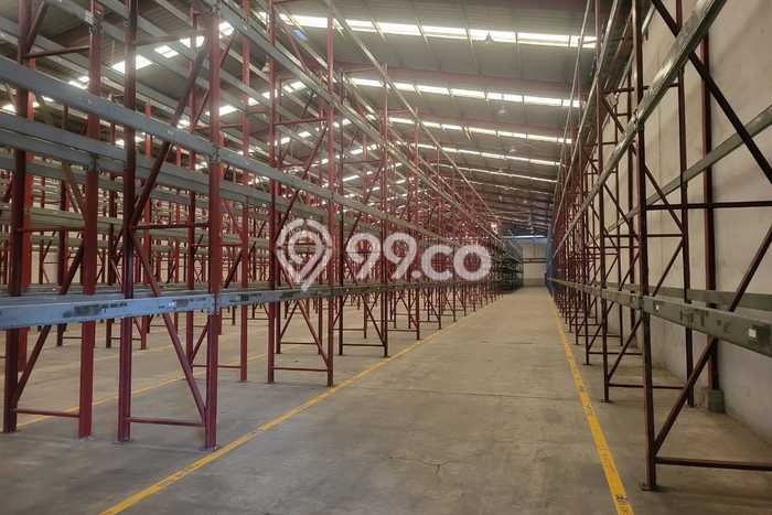 Gudang Disewa di Tangerang dengan LB 17629m2 Area Komersial Ramai Gudang Disewa di Tangerang dengan LB 17629m2 Area Komersial Ramai
