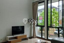 Disewakan! Rumah 5 Kamar Tidur &
4 Kamar Mandi di BSD, Tangerang Disewakan! Rumah 5 Kamar Tidur &
4 Kamar Mandi di BSD, Tangerang