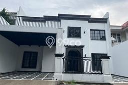 INVESTASI CERDAS! Rumah Premium , Tangerang, LT 300m2m² LB 400m2m² INVESTASI CERDAS! Rumah Premium , Tangerang, LT 300m2m² LB 400m2m²