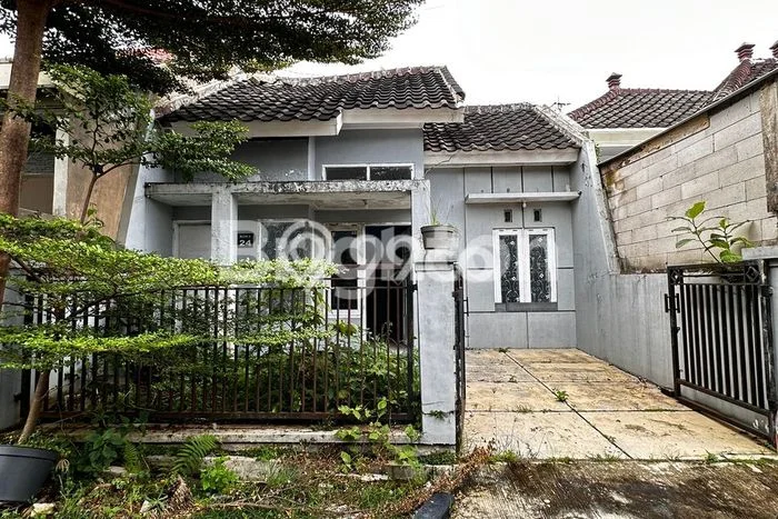 Rumah Modern Minimalis 2 Kamar Siap Huni di Lawang Rumah Modern Minimalis 2 Kamar Siap Huni di Lawang