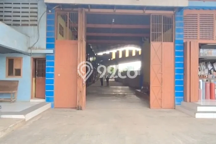 Unit Gudang Disewakan di BSD di Area Ramai & Strategis Unit Gudang Disewakan di BSD di Area Ramai & Strategis