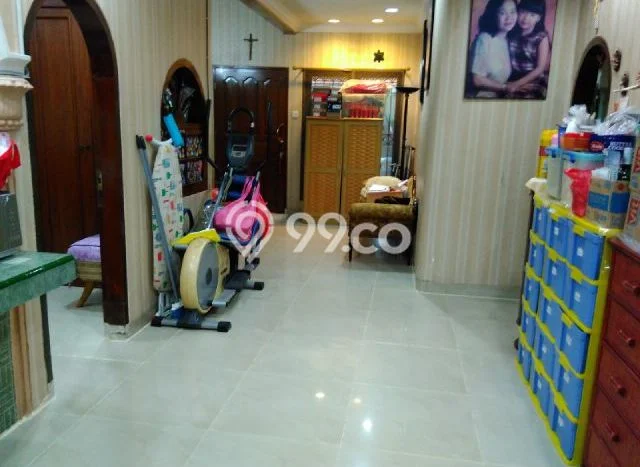 Hunian Cantik Minimalis Lb 200m2 di Cengkareng, Jakarta Barat Hunian Cantik Minimalis Lb 200m2 di Cengkareng, Jakarta Barat