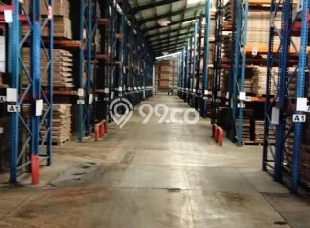 Gudang Disewa di Tangerang dengan LB 5520m2 Area Komersial Ramai Gudang Disewa di Tangerang dengan LB 5520m2 Area Komersial Ramai