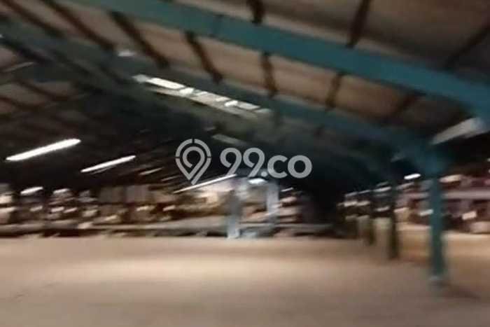 Gudang Disewa di Tangerang dengan LB 5520m2 Area Komersial Ramai Gudang Disewa di Tangerang dengan LB 5520m2 Area Komersial Ramai