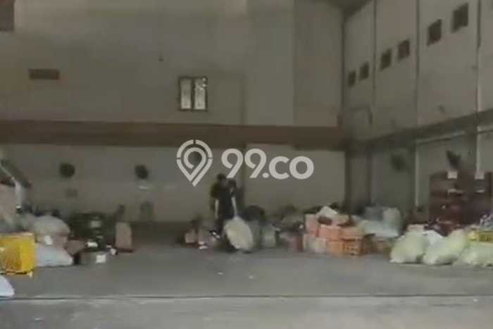 Gudang Disewa di Cengkareng, Jakarta Barat, LT 880m2 / LB 800m2 Gudang Disewa di Cengkareng, Jakarta Barat, LT 880m2 / LB 800m2