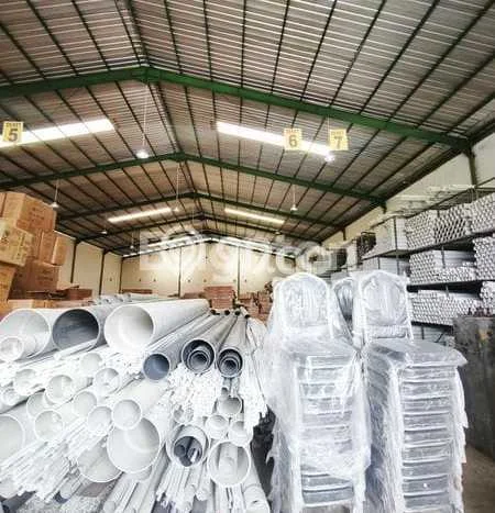 Gudang Disewa di Balikpapan dengan LB 1008m2 Area Komersial Ramai Gudang Disewa di Balikpapan dengan LB 1008m2 Area Komersial Ramai