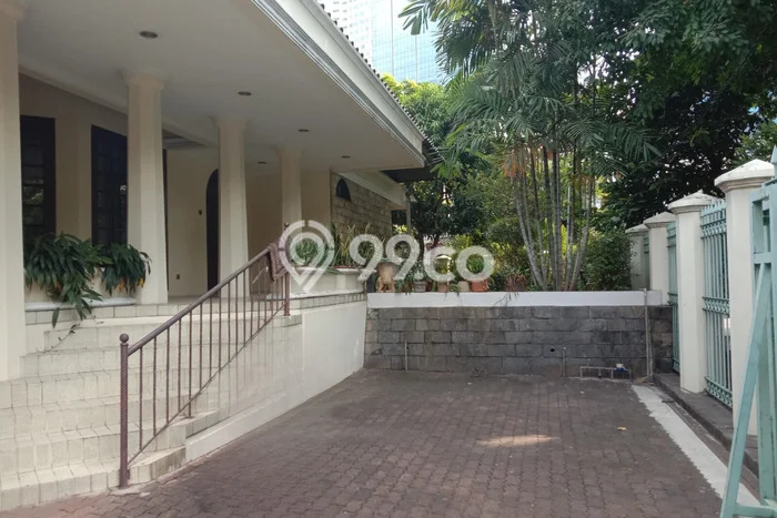 For Sale! Luxury House LT 865m2 Desain Modern di Mega Kuningan For Sale! Luxury House LT 865m2 Desain Modern di Mega Kuningan