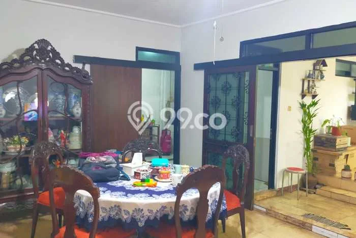 Dijual Hunian Mewah dengan Fasilitas Sekitar Lengkap di Mampang Prapatan, Jakarta Selatan Dijual Hunian Mewah dengan Fasilitas Sekitar Lengkap di Mampang Prapatan, Jakarta Selatan