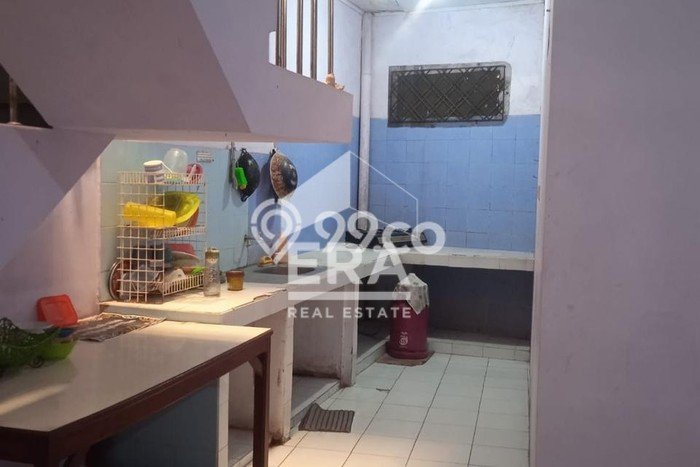 Unit Kost Dijual di Kawasan Bekasi Selatan Bekasi dengan 13 KT Unit Kost Dijual di Kawasan Bekasi Selatan Bekasi dengan 13 KT