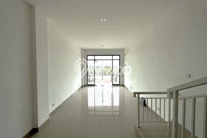 Unit Komersial Disewakan di Jakarta Timur Area Strategis Harga Kompetitif Unit Komersial Disewakan di Jakarta Timur Area Strategis Harga Kompetitif