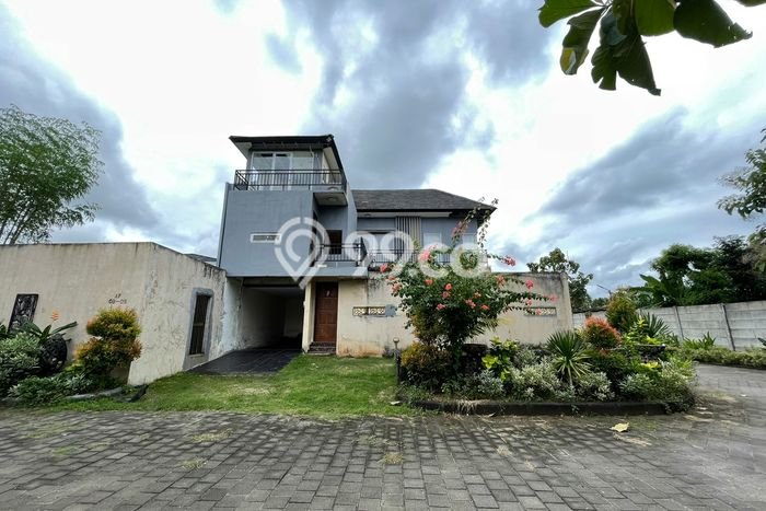 Jual Rumah Mewah Megah Dengan View Eksklusif di Kutuh, Badung Jual Rumah Mewah Megah Dengan View Eksklusif di Kutuh, Badung