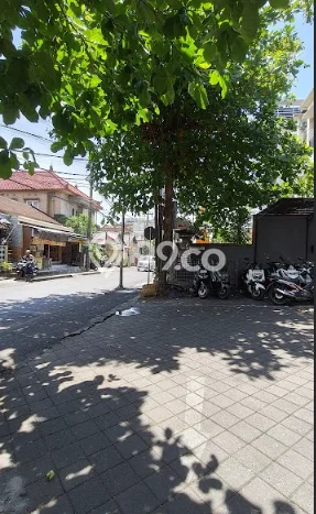 Area Ramai! Ruko Dijual di Kuta untuk Bisnis Luas Bangunan 140m2 Area Ramai! Ruko Dijual di Kuta untuk Bisnis Luas Bangunan 140m2