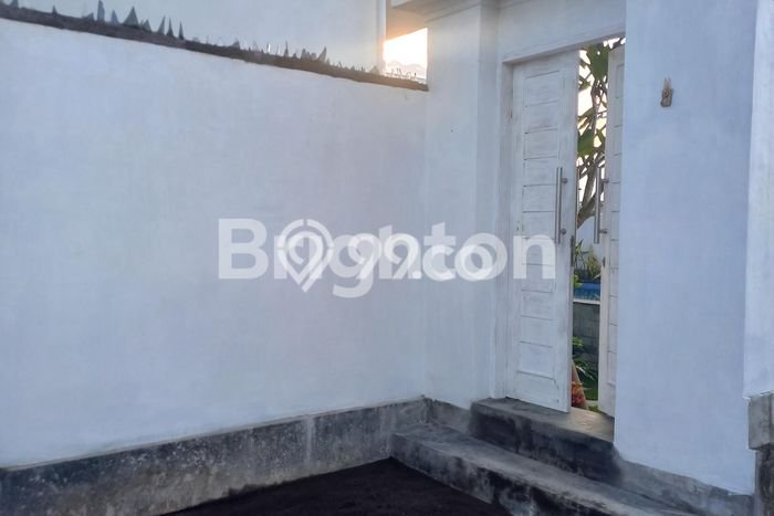 Available Vila untuk Rent Kawasan , Area 250m2m², Dekat Mudah Pusat Kota Available Vila untuk Rent Kawasan , Area 250m2m², Dekat Mudah Pusat Kota