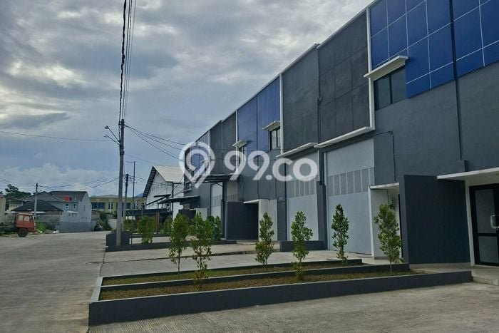 FOR SALE! Gudang di Katapang Bandung, LT 288m2, LB 241m2 FOR SALE! Gudang di Katapang Bandung, LT 288m2, LB 241m2