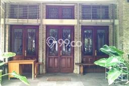 Rumah Luxury Modern Tanpa Renovasi di Riau Bandung Rumah Luxury Modern Tanpa Renovasi di Riau Bandung