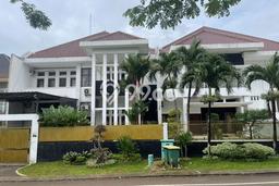 Dijual Rumah Luas Megah Dengan View Eksklusif di Cibubur, Bogor Dijual Rumah Luas Megah Dengan View Eksklusif di Cibubur, Bogor