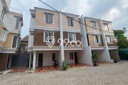 Rumah Modern 4 KT di Pejaten Jakarta Selatan Unfurnished Rumah Modern 4 KT di Pejaten Jakarta Selatan Unfurnished