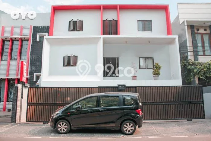 Lokasi terbaik! Rumah siap pakai disewakan di Cempaka Putih LB 30m2 Lokasi terbaik! Rumah siap pakai disewakan di Cempaka Putih LB 30m2