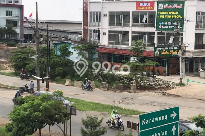 Lahan Kosong Dijual di Karawang Barat, Karawang, Luas 6500m2 Area Strategis Lahan Kosong Dijual di Karawang Barat, Karawang, Luas 6500m2 Area Strategis