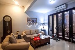 Rumah Elit Modern Siap Huni di Pejaten Jakarta Selatan Rumah Elit Modern Siap Huni di Pejaten Jakarta Selatan