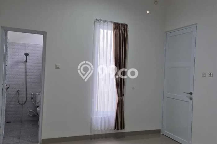 Disewakan Cepat Rumah Kondisi Baik di Area Serpong, Tangerang Selatan Disewakan Cepat Rumah Kondisi Baik di Area Serpong, Tangerang Selatan