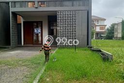 Hunian Mewah LB 182m2 Siap Huni Desain Elegan di Alam Sutera, Tangerang Hunian Mewah LB 182m2 Siap Huni Desain Elegan di Alam Sutera, Tangerang