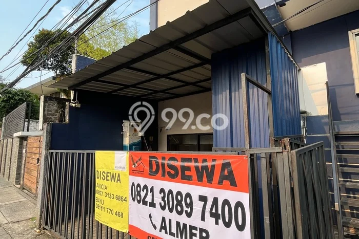 Ruko Area Komersial di Cipete, Luas 29m², Siap Usaha Ruko Area Komersial di Cipete, Luas 29m², Siap Usaha