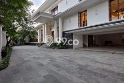 Rumah Elit LB 880m2 Siap Pakai Desain Elegan di Kemang, Jakarta Selatan Rumah Elit LB 880m2 Siap Pakai Desain Elegan di Kemang, Jakarta Selatan