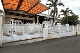Rumah Luxury Modern Tanpa Renovasi di Cipete Jakarta Selatan Rumah Luxury Modern Tanpa Renovasi di Cipete Jakarta Selatan