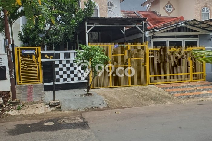 Rumah Eksklusif Dijual LT 250m2 di BSD, Tangerang Selatan Rumah Eksklusif Dijual LT 250m2 di BSD, Tangerang Selatan