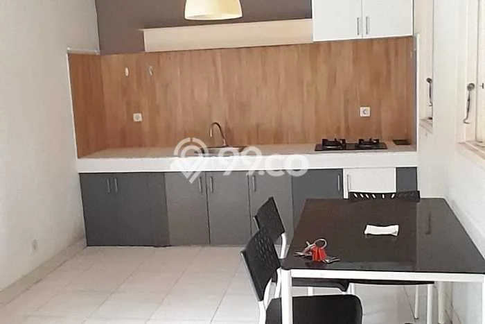 Jarang Ada! Rumah Kontrakan 4 Kamar Bagus Siap Huni Gading Serpong Jarang Ada! Rumah Kontrakan 4 Kamar Bagus Siap Huni Gading Serpong