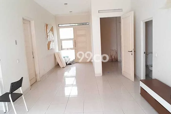 Jarang Ada! Rumah Kontrakan 4 Kamar Bagus Siap Huni Gading Serpong Jarang Ada! Rumah Kontrakan 4 Kamar Bagus Siap Huni Gading Serpong