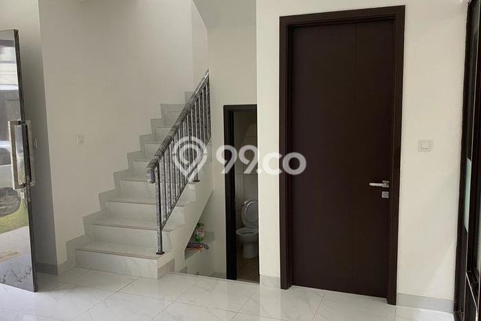Rumah Strategis Minimalis Lb 70m2 di Cikupa, Tangerang Rumah Strategis Minimalis Lb 70m2 di Cikupa, Tangerang