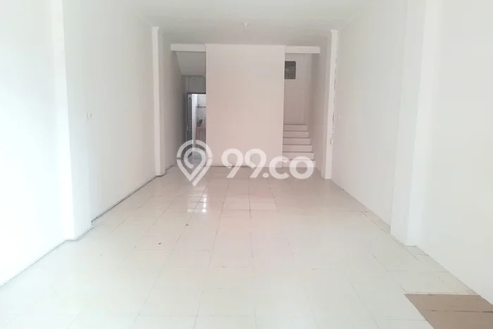 Ruko untuk disewa di Ciledug punya LT 99m2 & LB 270m2 harga sewa kompetitif Ruko untuk disewa di Ciledug punya LT 99m2 & LB 270m2 harga sewa kompetitif