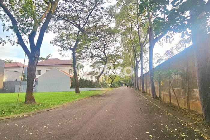 Tanah Dijual di Tangerang Seluas 553m2 Strategis Tanah Dijual di Tangerang Seluas 553m2 Strategis