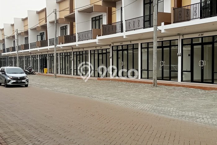 Lokasi Strategis! Dijual Ruko Bisnis di Curug, Tangerang Kondisi Baik Lokasi Strategis! Dijual Ruko Bisnis di Curug, Tangerang Kondisi Baik