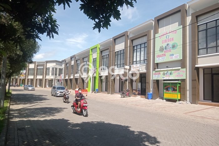 Ruko Disewakan di Kawasan Ramai Curug, Tangerang Ruko Disewakan di Kawasan Ramai Curug, Tangerang