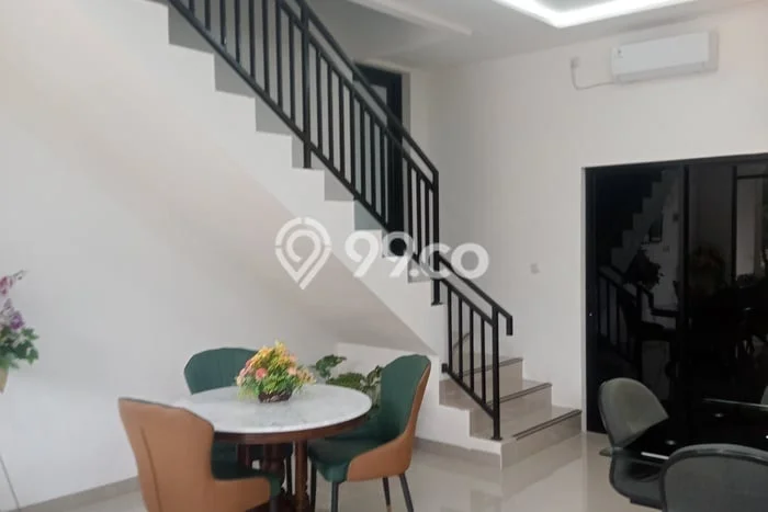 Ruko bagus disewakan di Curug Tangerang dengan LB 83m2 harga sewa terbaik Ruko bagus disewakan di Curug Tangerang dengan LB 83m2 harga sewa terbaik