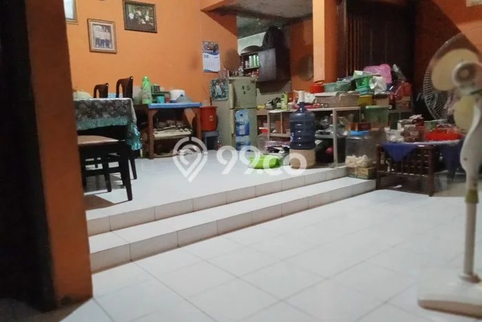 DIJUAL CEPAT! Rumah Modern area Kalibanteng Kulon, Semarang, LT 150m2m² LB 170m2m² BISA KPR! DIJUAL CEPAT! Rumah Modern area Kalibanteng Kulon, Semarang, LT 150m2m² LB 170m2m² BISA KPR!