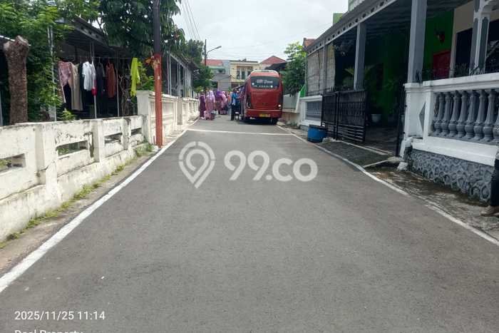 Lahan Kosong Dijual di Semarang dengan Area 150m2 Lahan Kosong Dijual di Semarang dengan Area 150m2