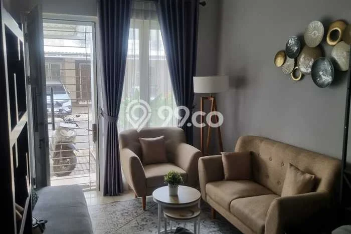 For Sale Rumah 3 Kamar Lokasi Ideal Bagus dan Strategis di Ciputat For Sale Rumah 3 Kamar Lokasi Ideal Bagus dan Strategis di Ciputat