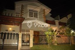 Rumah Luxury Modern Tanpa Renovasi di Bintaro Tangerang Selatan Rumah Luxury Modern Tanpa Renovasi di Bintaro Tangerang Selatan