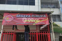 FOR RENT! Ruko di Roxy Cocok untuk Bisnis 298m2 FOR RENT! Ruko di Roxy Cocok untuk Bisnis 298m2