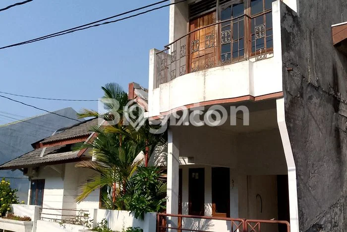 Siap Huni Rumah Minimalis & Modern LB 135m2 di Muktiharjo Siap Huni Rumah Minimalis & Modern LB 135m2 di Muktiharjo