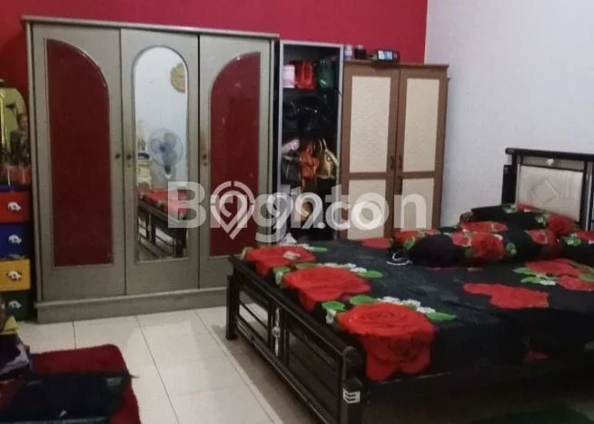 Rumah Modern 5 KT LT 240m2 di Larangan Rumah Modern 5 KT LT 240m2 di Larangan