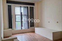 For Sale Rumah 3 Kamar Lokasi Ideal Bagus dan Strategis di Serpong Utara For Sale Rumah 3 Kamar Lokasi Ideal Bagus dan Strategis di Serpong Utara